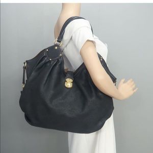 100% AUTH Louis Vuitton Large Black Mahina handbag